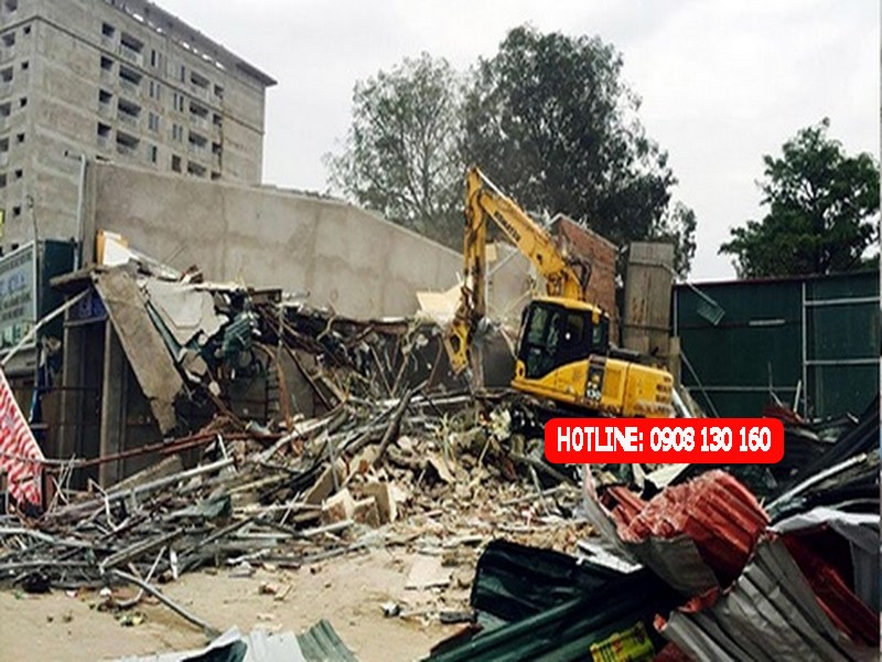 Chúng tôi chuyên tháo dỡ nhà cũ, công trình cũ, nhà cấp 4, nhà xưởng, kho bãi với đội ngũ nhiều năm kinh nghiệm
